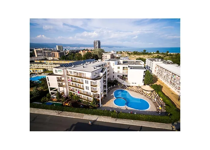 Golden Dune Hotell 4*