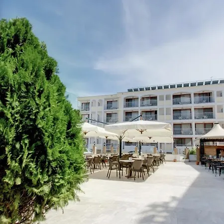 Ξενοδοχείο Golden Dune