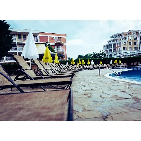 Hotel Golden Dune 4*