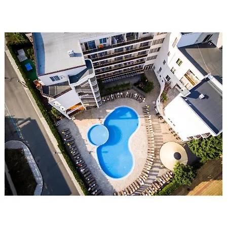 Golden Dune Hotel 4*