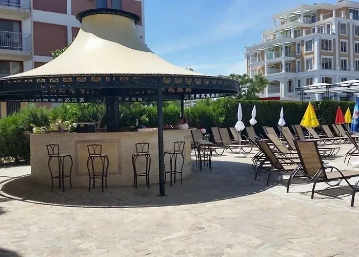 Golden Dune Hotel 4*