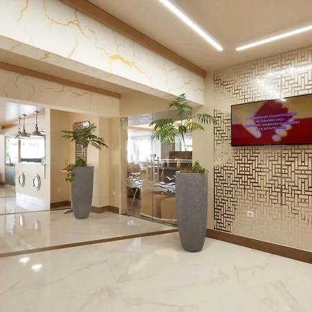 Golden Dune Słoneczny Brzeg