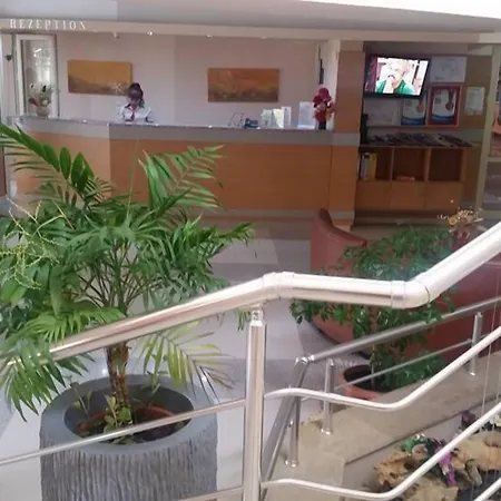 Golden Dune Hotel 4*