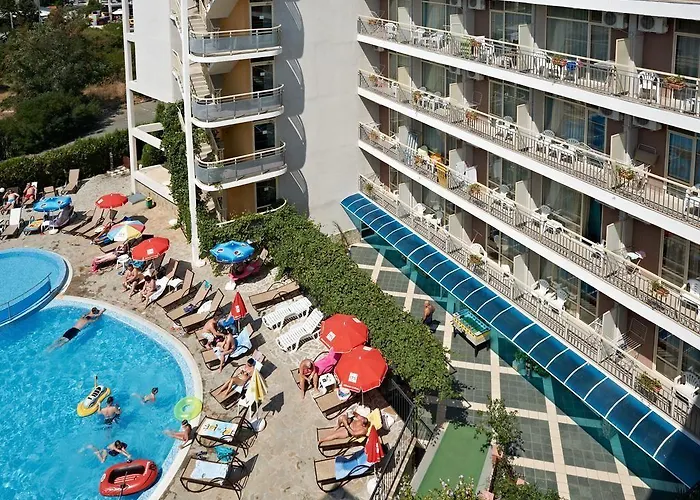 Hotel Golden Dune 4*